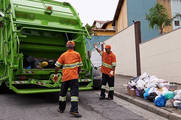 Best Demolition Debris Removal  in Ashtabula, OH